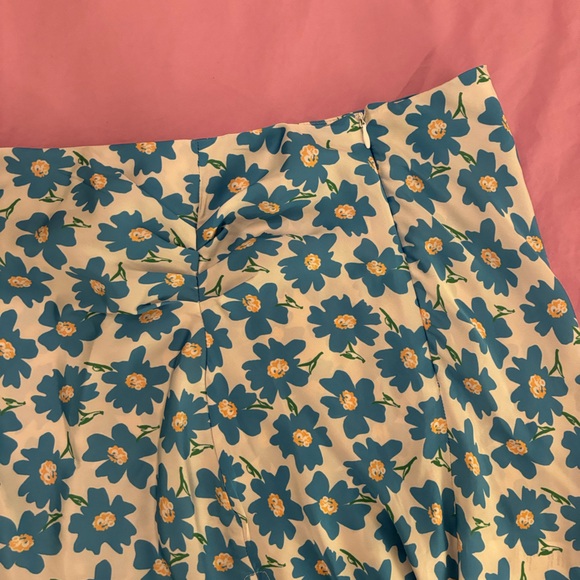 FP Silk Floral Mini Skirt - Picture 5 of 6